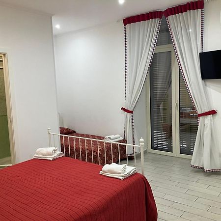 Albergo Oasi Napoli Bagian luar foto