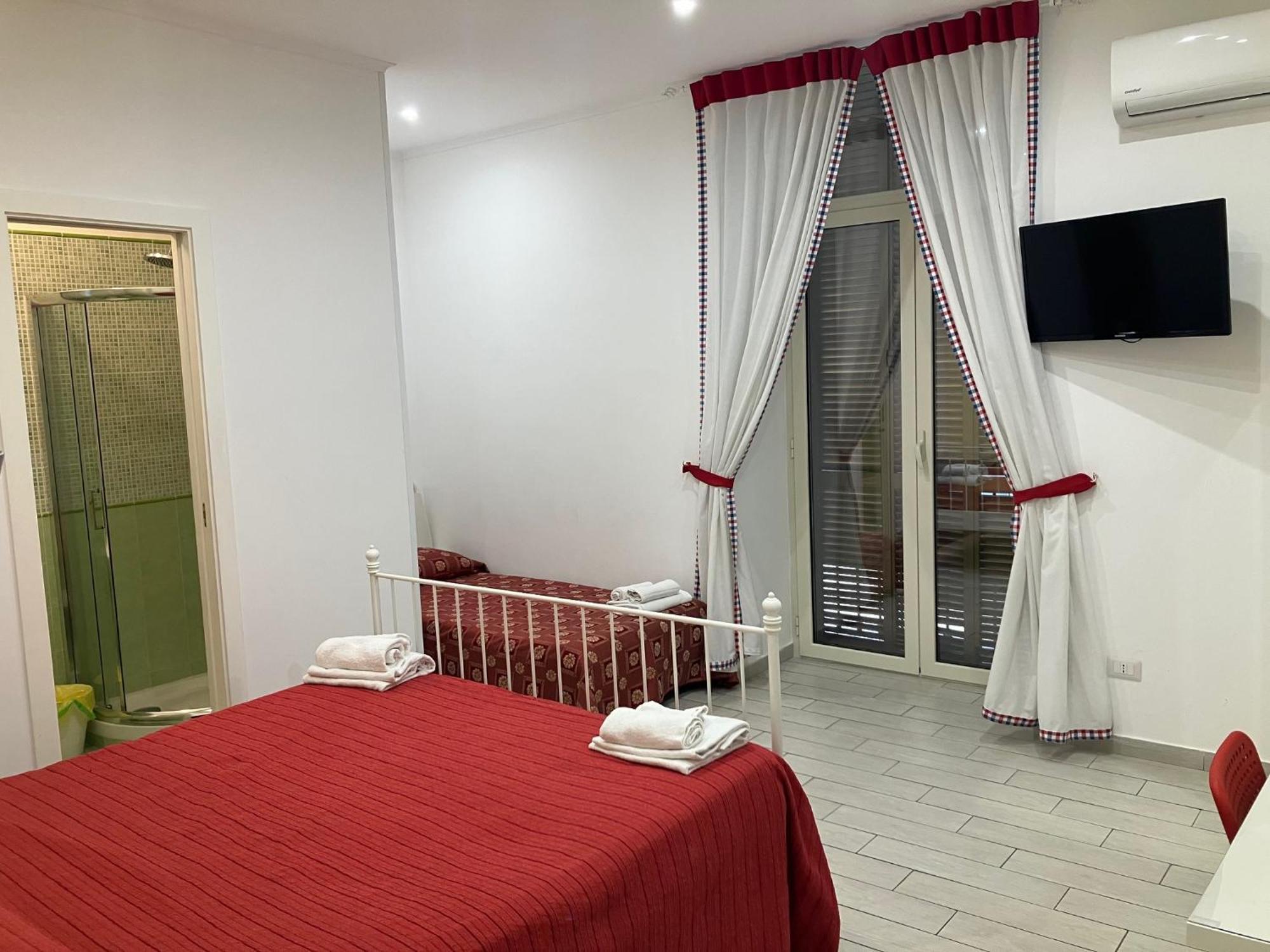 Albergo Oasi Napoli Bagian luar foto