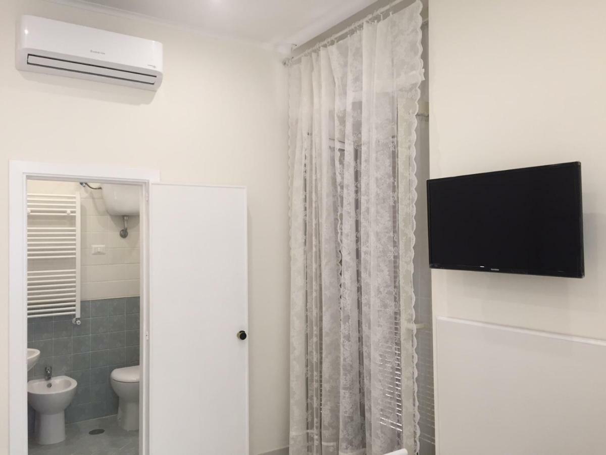 Albergo Oasi Napoli Bagian luar foto